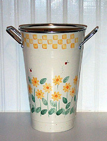birds_tin/french_pot_silver.jpg (86390 bytes)