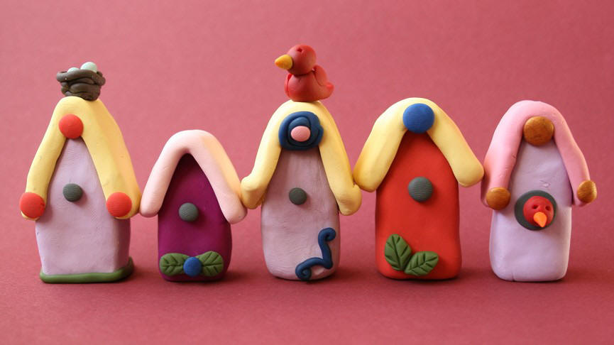 Bird Houses (86390 bytes)