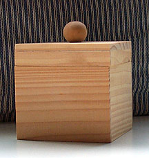 woodenbox_3.jpg (63098 bytes)